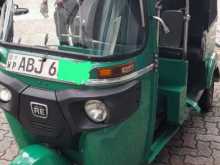 Bajaj RE 205 2016 Three Wheel