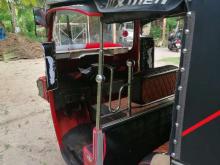 https://riyasewana.com/uploads/bajaj-re-205-16914336545.jpg