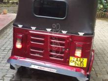 https://riyasewana.com/uploads/bajaj-re-205-17101403483389.jpg