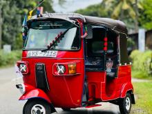 Bajaj RE 205 2011 Three Wheel