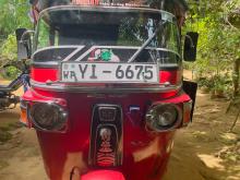 Bajaj RE 205 2011 Three Wheel
