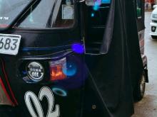 Bajaj RE 205 2011 Three Wheel
