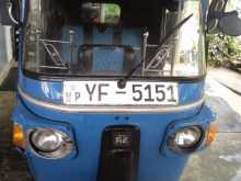 Bajaj RE 205 2010 Three Wheel