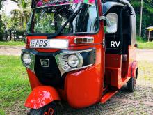 Bajaj RE 205 2018 Three Wheel