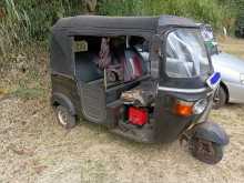 Bajaj RE 205 2013 Three Wheel