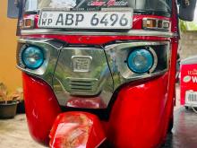 Bajaj RE 205 2017 Three Wheel