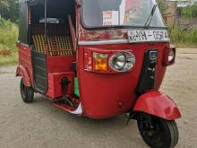 Bajaj RE 205 2010 Three Wheel