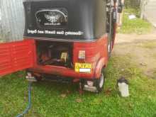 Bajaj RE 205 2012 Three Wheel