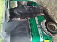 https://riyasewana.com/uploads/bajaj-re-205-181546156795.jpg