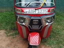 Bajaj Re 205 2015 Three Wheel