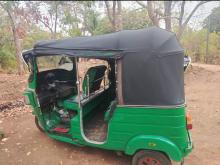 Bajaj RE 205 2012 Three Wheel