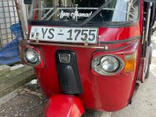Bajaj RE 205 2011 Three Wheel