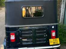 https://riyasewana.com/uploads/bajaj-re-205-1910135512.jpg