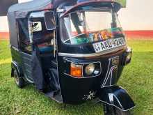 Bajaj RE 205 2012 Three Wheel