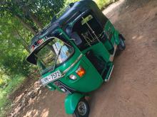 Bajaj RE 205 2011 Three Wheel