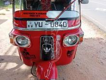 Bajaj RE 205 2011 Three Wheel