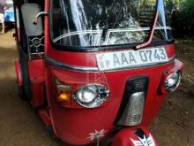 Bajaj RE 205 2012 Three Wheel