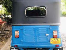 https://riyasewana.com/uploads/bajaj-re-205-1913191924481.jpg