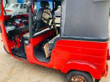 https://riyasewana.com/uploads/bajaj-re-205-191914495003.jpg