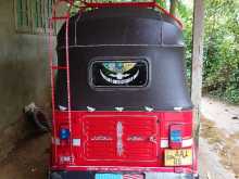 https://riyasewana.com/uploads/bajaj-re-205-192125164402.jpg