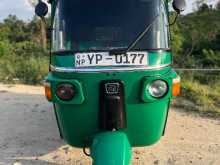 Bajaj RE 205 2011 Three Wheel