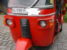 Bajaj RE 205 2010 Three Wheel