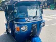 Bajaj RE 205 2010 Three Wheel