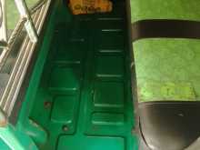 Bajaj RE 205 2010 Three Wheel