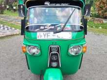 Bajaj RE 205 2010 Three Wheel