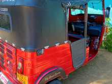 Bajaj RE 205 2010 Three Wheel