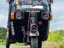 https://riyasewana.com/uploads/bajaj-re-205-2010-2812051212422.jpg