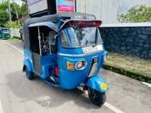 Bajaj RE 205 2010 Three Wheel