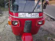 Bajaj RE 205 2010 Three Wheel