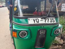 Bajaj RE 205 2011 Three Wheel