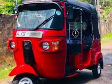 Bajaj RE 205 2011 Three Wheel