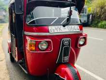 Bajaj RE 205 2011 Three Wheel