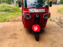 Bajaj RE 205 2011 Three Wheel