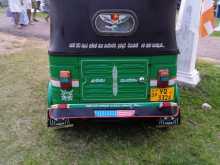https://riyasewana.com/uploads/bajaj-re-205-2011-1116591812692.jpg