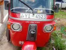 Bajaj RE 205 2011 Three Wheel