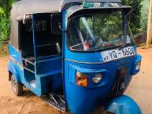 Bajaj RE 205 2011 Three Wheel