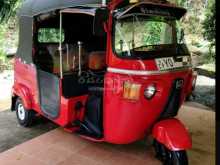 Bajaj RE 205 2011 Three Wheel