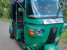 Bajaj RE 205 2011 Three Wheel