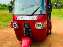 Bajaj RE 205 2011 Three Wheel