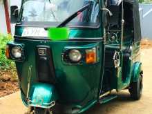 Bajaj RE 205 2011 Three Wheel