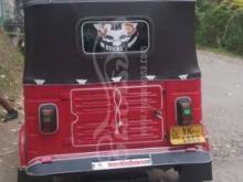 https://riyasewana.com/uploads/bajaj-re-205-2011-17817561218214.jpg
