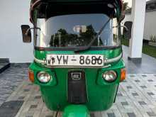 Bajaj RE 205 2011 Three Wheel
