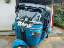 Bajaj RE 205 2011 Three Wheel