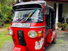 Bajaj RE 205 2011 Three Wheel