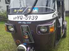 Bajaj RE 205 2011 Three Wheel