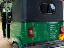 https://riyasewana.com/uploads/bajaj-re-205-2011-2411382112513.jpg